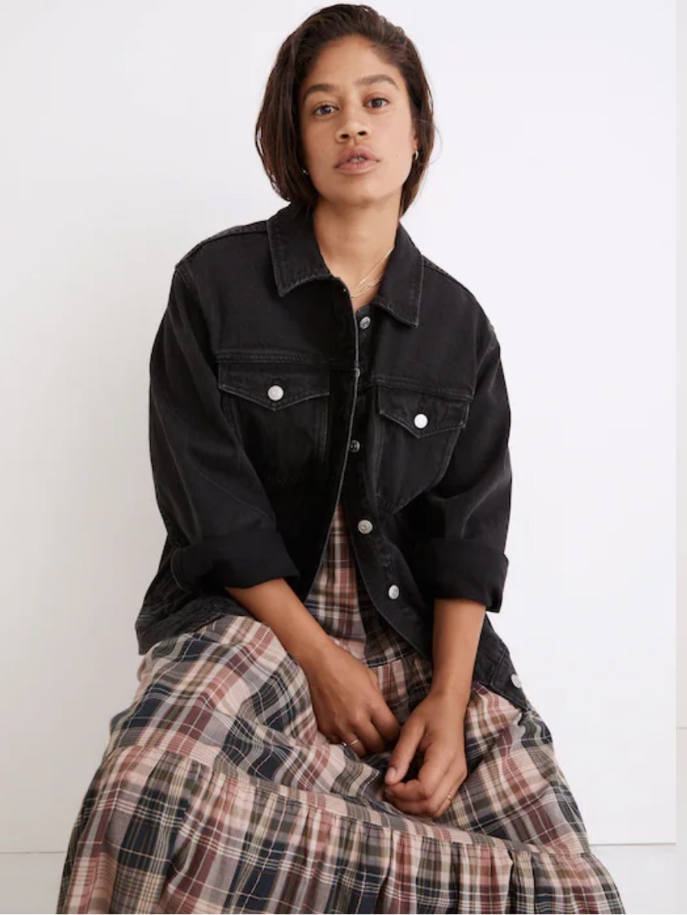 Madewell The Oversized Trucker Jean Jacket in Washed Black
